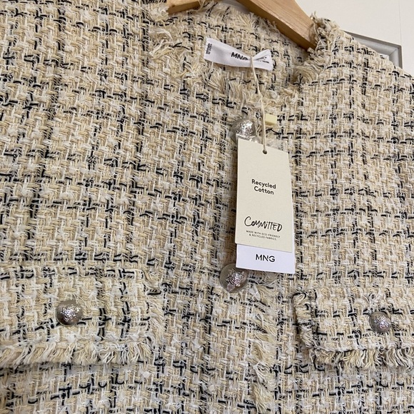 MANGO cream tweed collarless flap pockets jacket blogger zara competitor brand - Picture 7 of 9